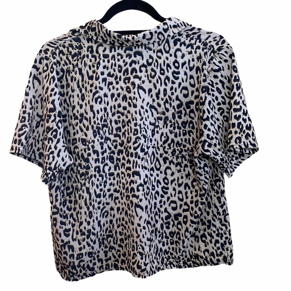 Pretty Little Thing Button Down Leapord Shirt Med - Picture 6 of 6